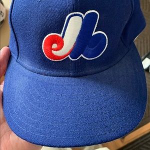 Fitted Montreal Expos hat